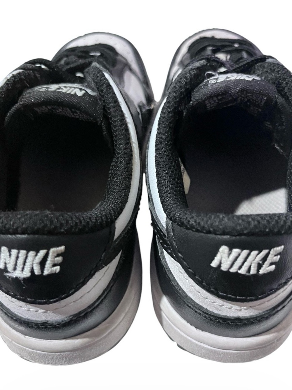 Nike Dunk Low Black & White Size 9C Like New - Picture 3 of 4